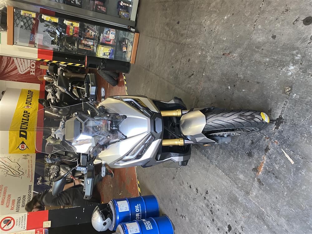 X ADV 750