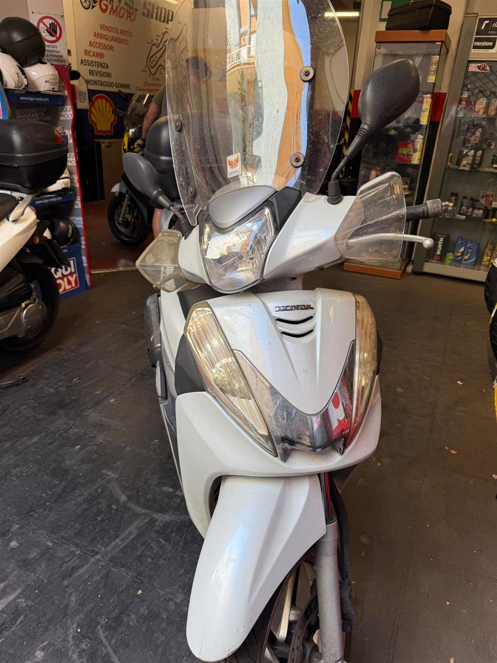 SH 300